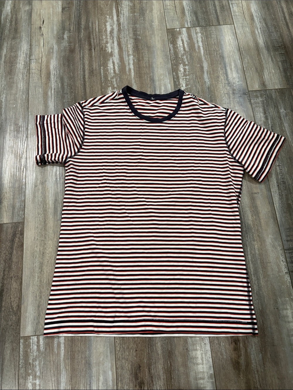 Lululemon 5 Year Basic Tee Stripe | L - Picture 3 of 7